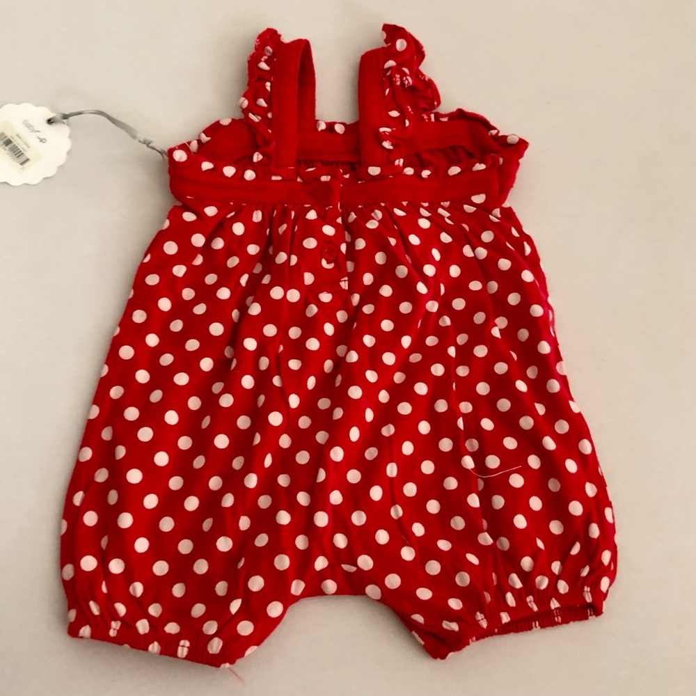 NWT Baby Gap Polkadot Romper. Size Newborn (up to 7 lbs). - Picture 2 of 4